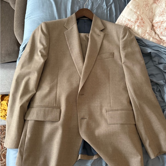Paul Smith Tan Suit Versatile Classic